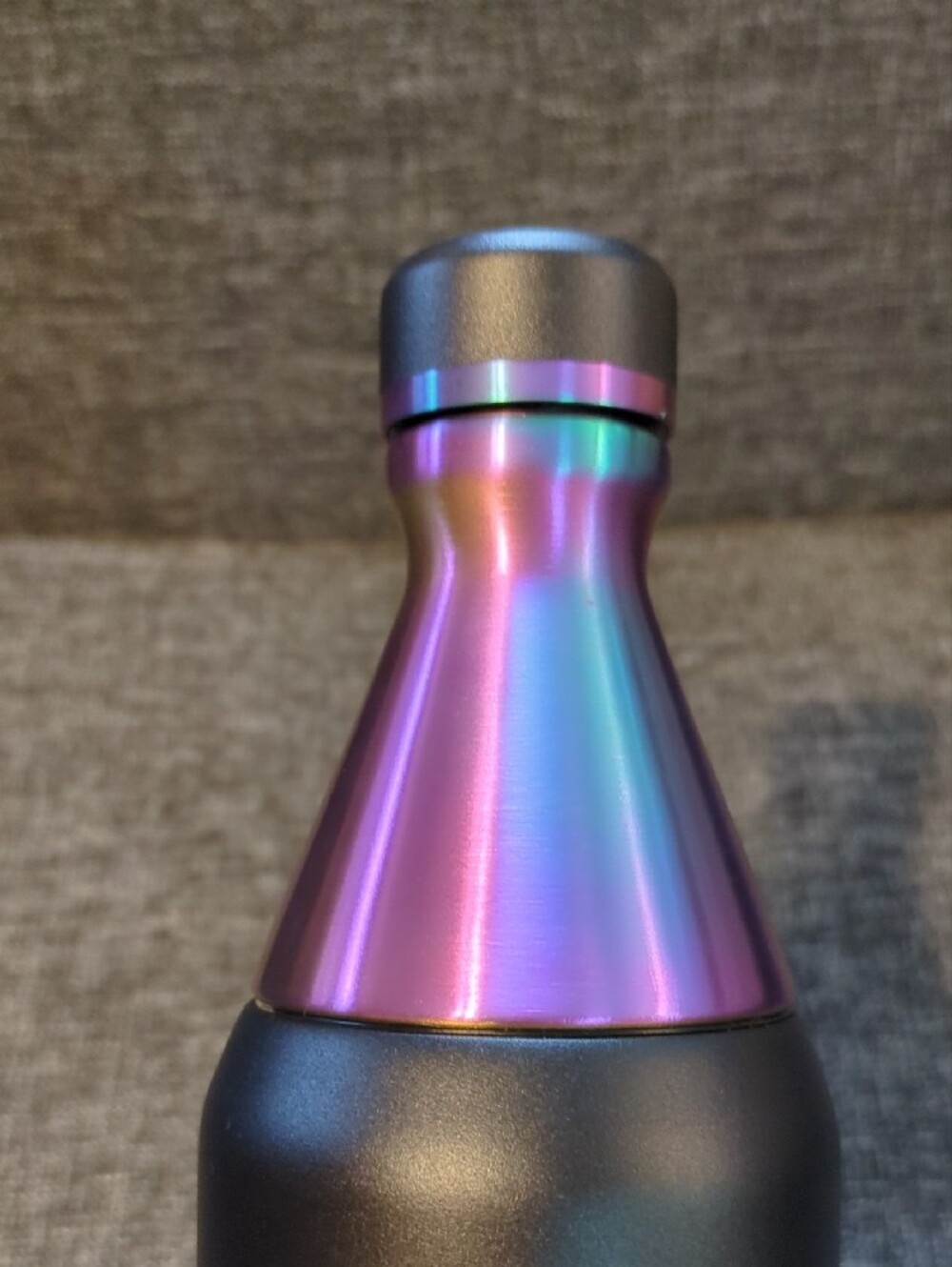 Limited Stanley Black Chroma Slim Bottle with Iridescent Purple Logo and Cap - Picture 8 of 11